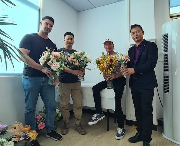 artificial flowers China Manufacturing 3