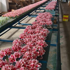 artificial flowers China Manufacturing 2
